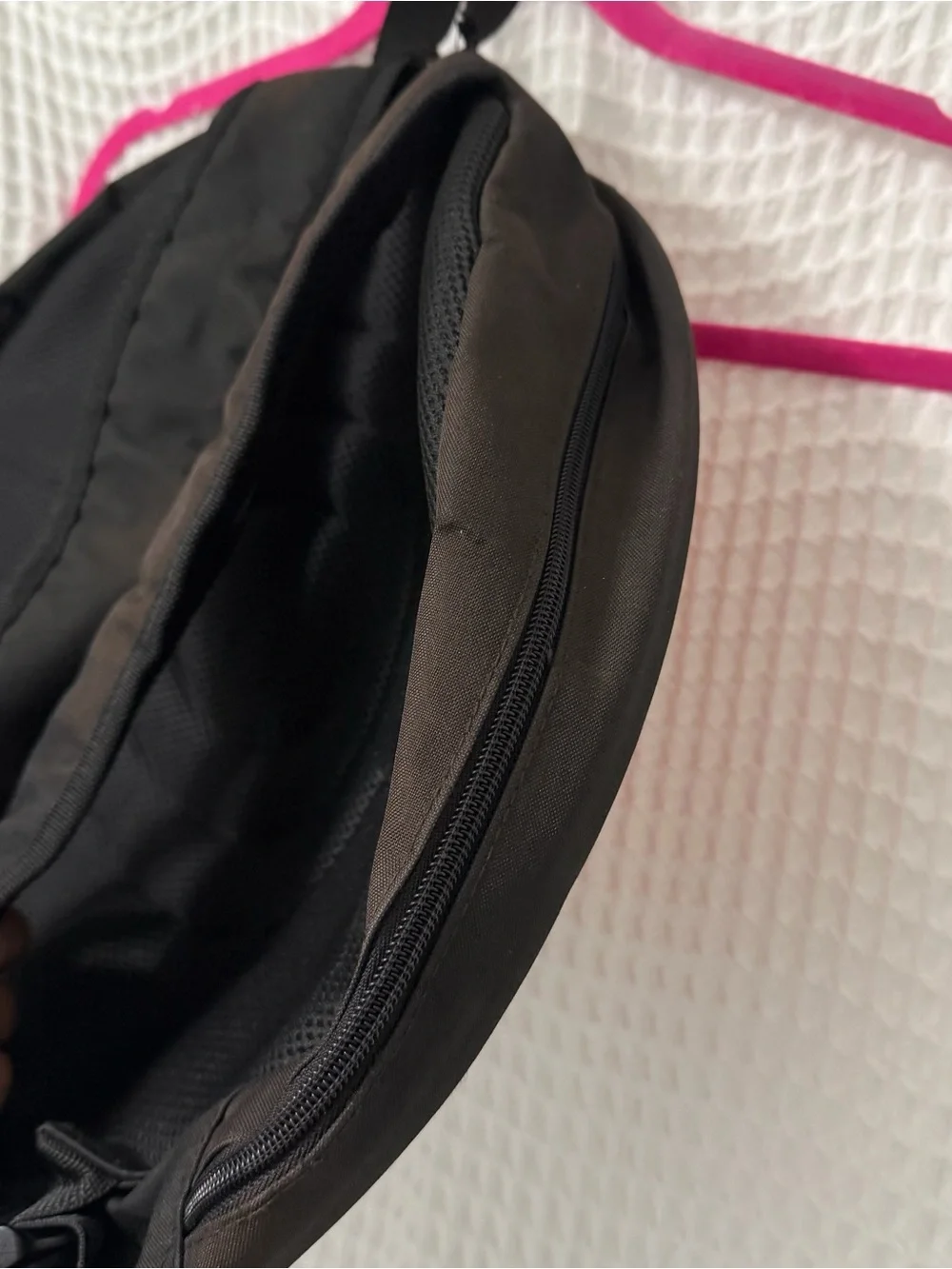 Pokemon 3D Poké Ball backpack